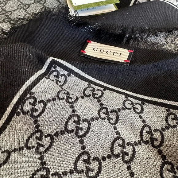 Gucci Scarf, Black and Gray with Iconic GG logo, NWT - Picture 4 of 12